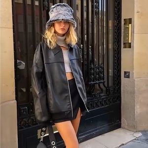 Size US 6 Princess Polly Goldsmith Faux Leather Jacket Never worn.